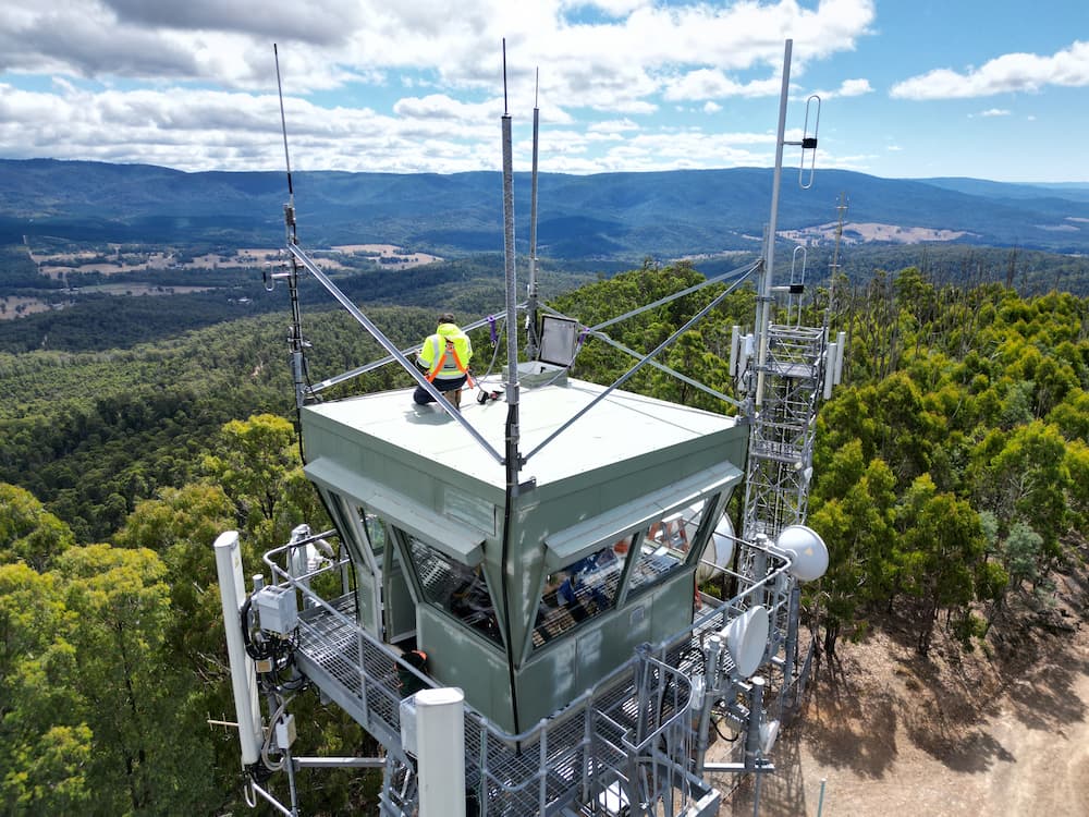 Person working at top of Mt Gordon lookout